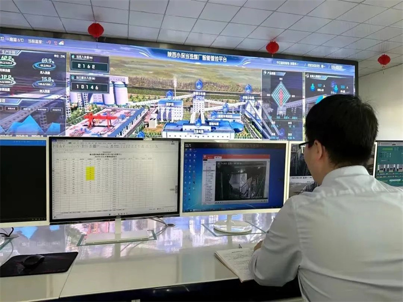 榆北煤業(yè)：成色十足的“年中答卷”.jpg